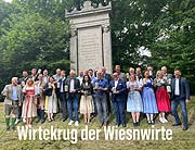 Festkrug der Wiesnwirte 2022 Lebensfreude pur – der Kult Krug der Wiesn Wirte ist zurück - vorgestellt wurde der Wirtekrug 2022 am 11.07.2022 im Seehaus (©Foto:Martin Schmitz)